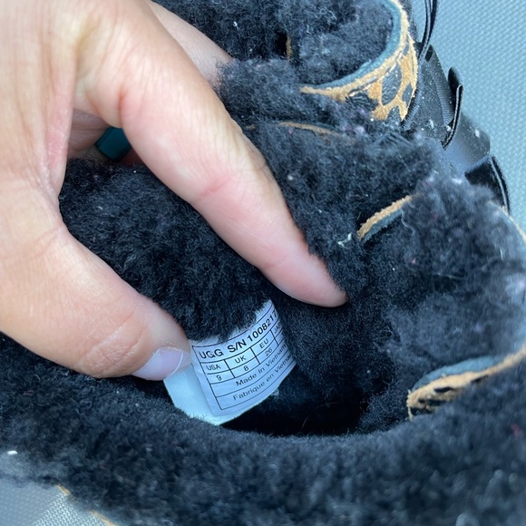 Little girls leopard print Ugg boots - Picture 7 of 8